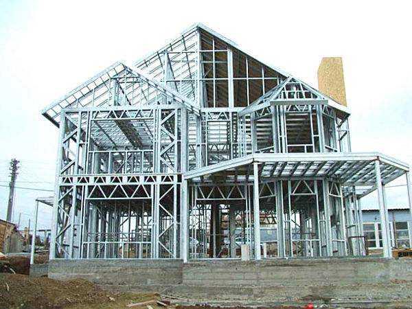 日喀则钢结构建筑的腐蚀问题应该如何预防